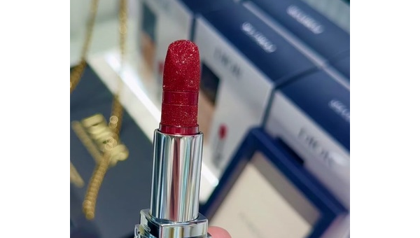 迪奥橘色系唇膏全盘点哪款最显白