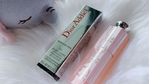 迪奥润唇膏用了一年半实测：持久耐用还是过期风险