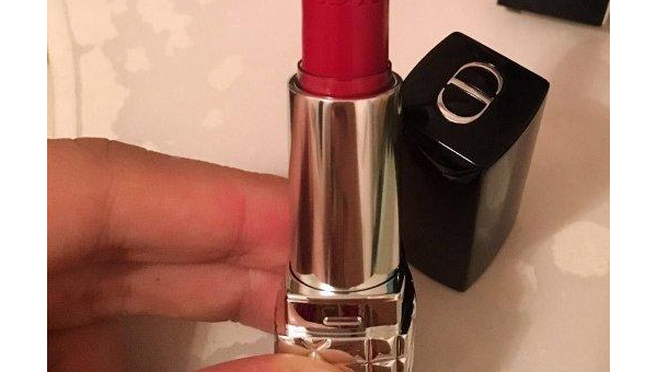 迪奥烈艳蓝金唇膏真假辨别全攻略