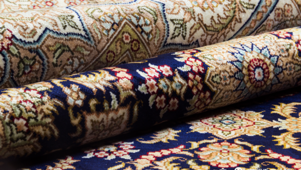 迪奥神秘玩偶名称揭秘：探索时尚与艺术的跨界魅力